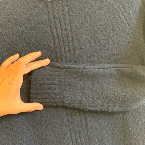 Marks & Spencer Navy Blue Crew Neck Pullover Sweater - Picture 4 of 5